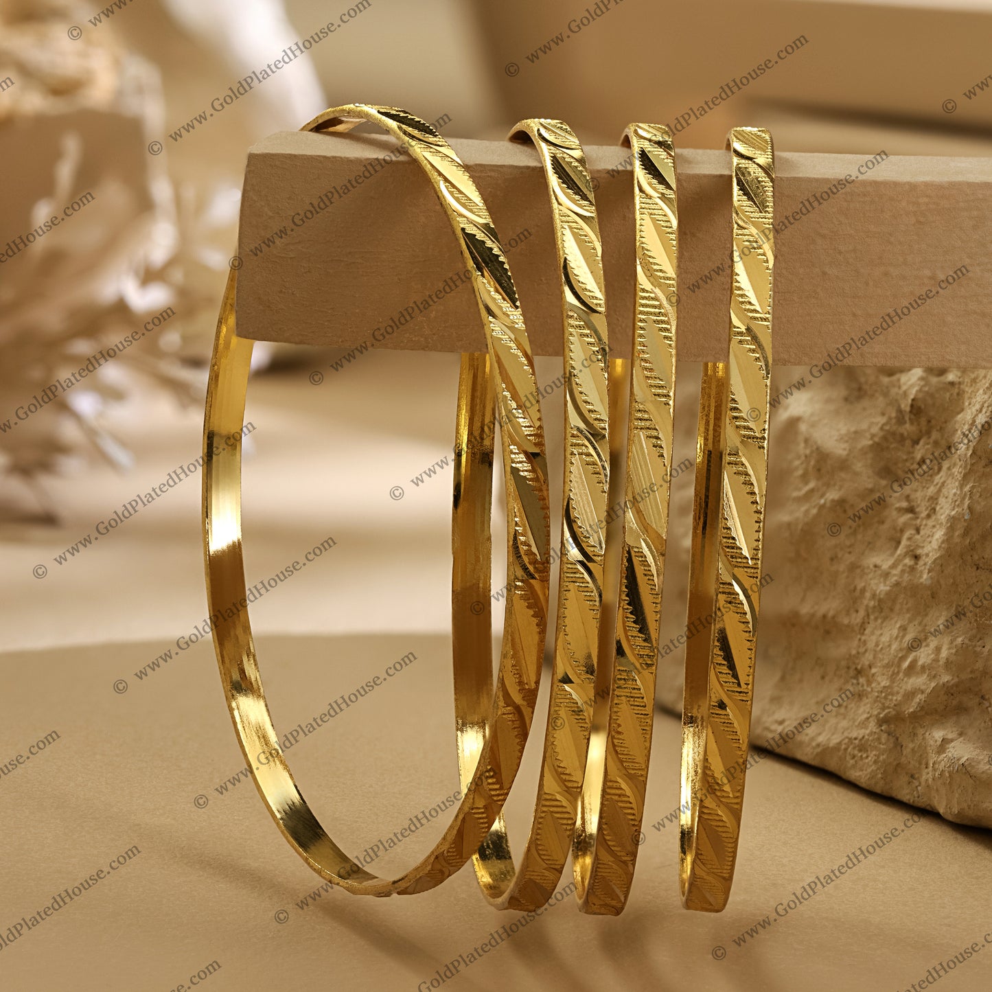 Twisted Wave Pattern Gold Look Bangles – BNGL011