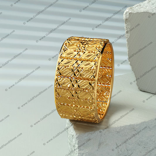 Broad Banded Leaf Motif Gold Look Kada - BNGL065