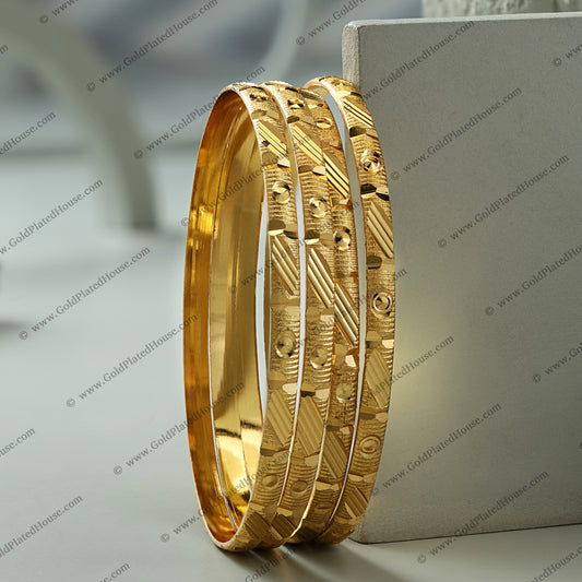 Angular Diagonal Pattern & Groove Gold Look Bangle Set - BNGL028